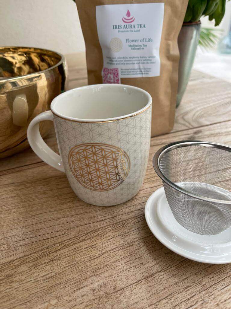 Teetasse mit Sieb und Deckel mit Flower of Life Symbol - IRIS AURA SHOP