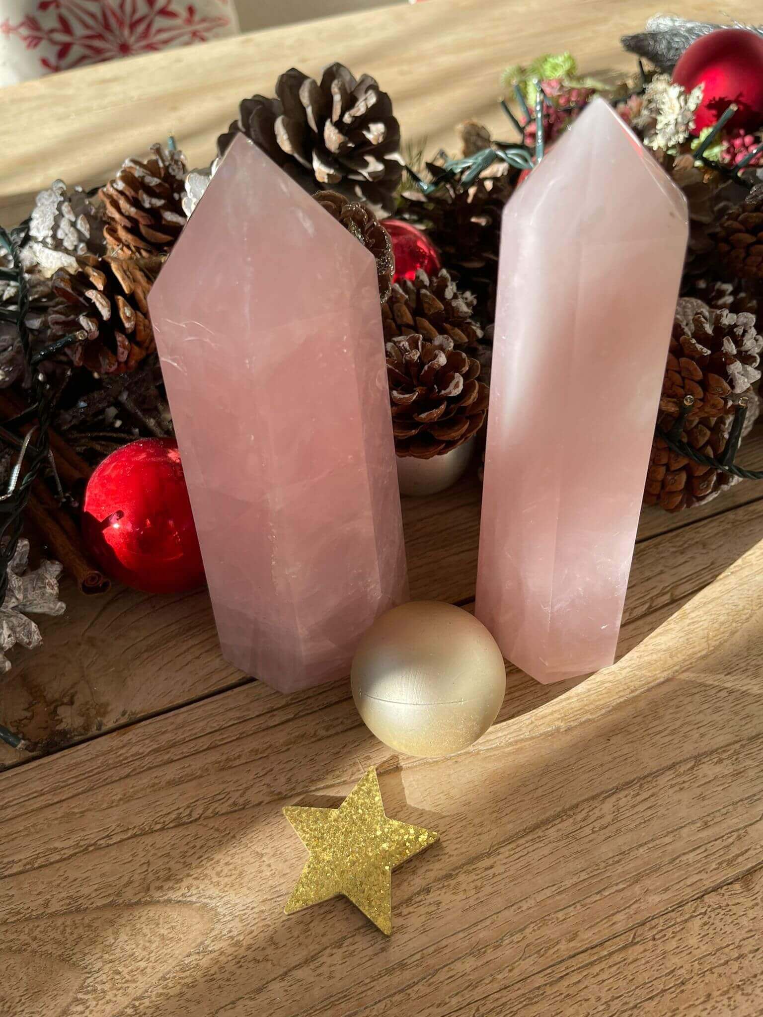 Rose quartz - stone of love and harmony - healing stones - crystal tips