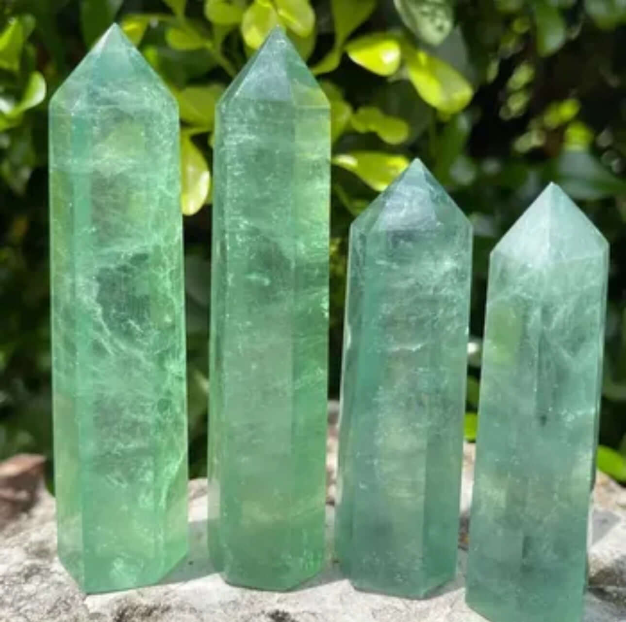 Green Fluorite Crystal Magic: Decoration & Healing Stone - Obelisk - Crystal Points