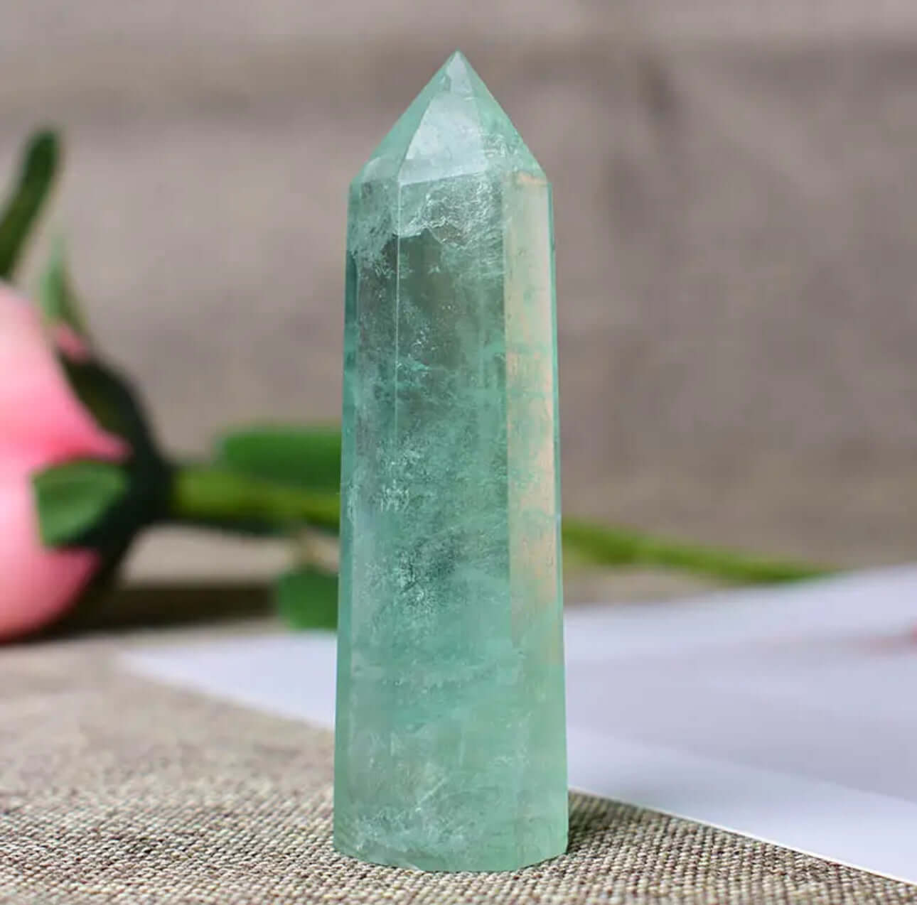 Magia de Cristal de Fluorita Verde: Piedra Decorativa y Curativa - Obelisco - Crystal Points